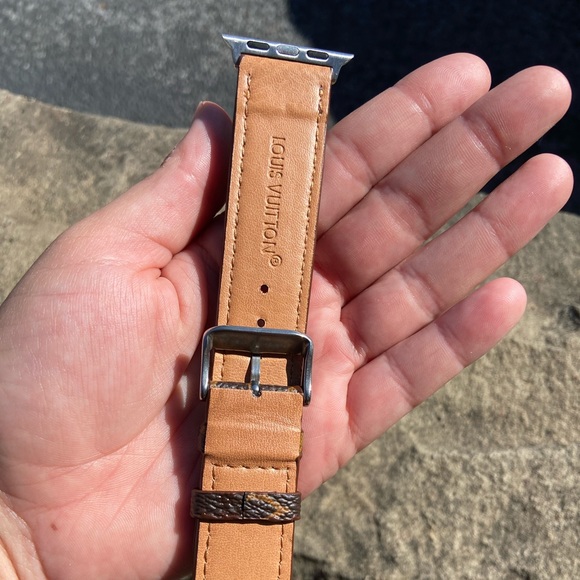Apple Watch Band - Picture 2 of 2